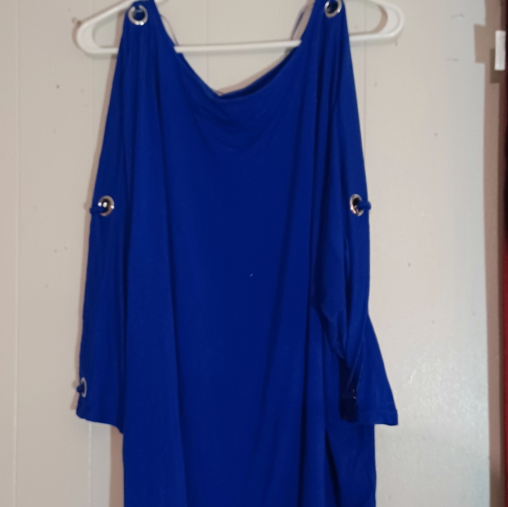 Split sleeved shirt 2xl